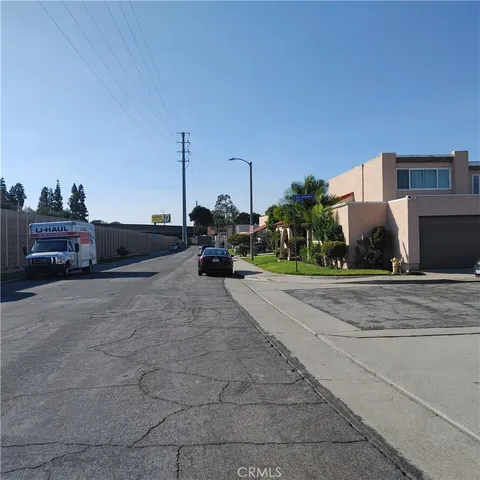 $565,000 | 1860 South VÃa Bandera, Whittier, CA 90601