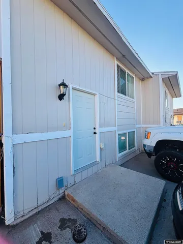 $220,000 | 427 Thayer Circle, Evanston, WY 82930