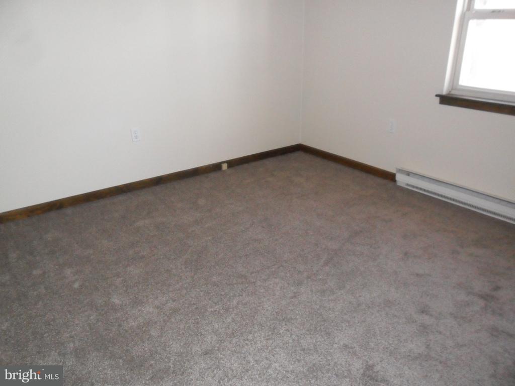 1282 Haines Road York, PA 17402 - Photo 17 of 44 Gallery Image 17