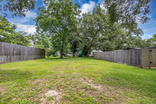 $65,000 | Lot 15 Oxford Street, Tomball, TX 77375