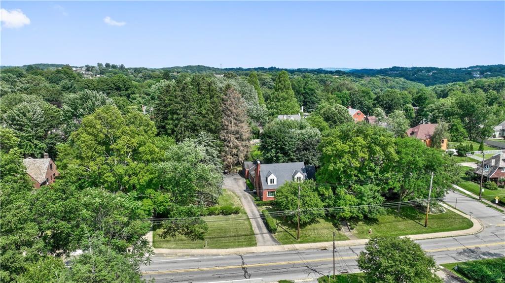 720 Perry Highway Pittsburgh, PA 15229 - Photo 38 of 39 a view of a city