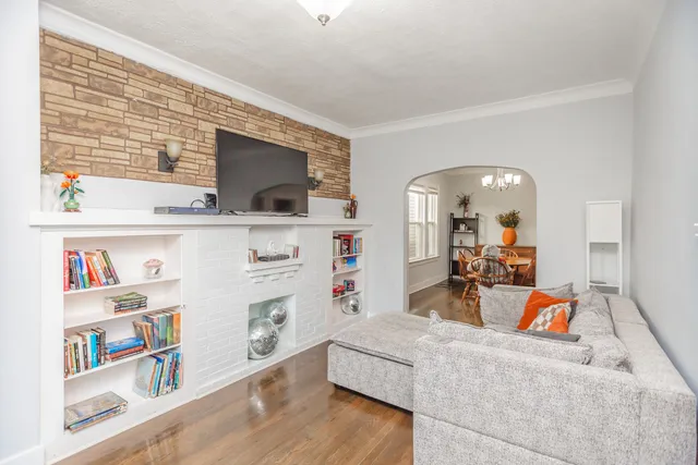 $307,900 | 6339 South Troy Street, Chicago, IL 60629