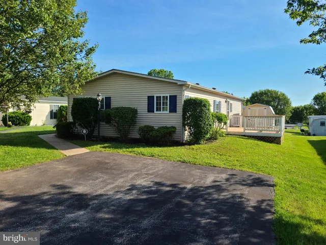 $85,500 | 40 Bentwood Circle, Harleysville, PA 19438