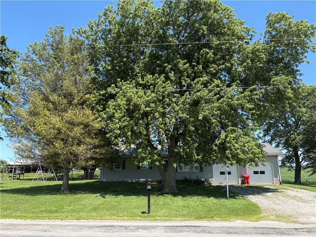 4888 Cundiff Road Decatur, IL 62526 - Photo 2 of 20