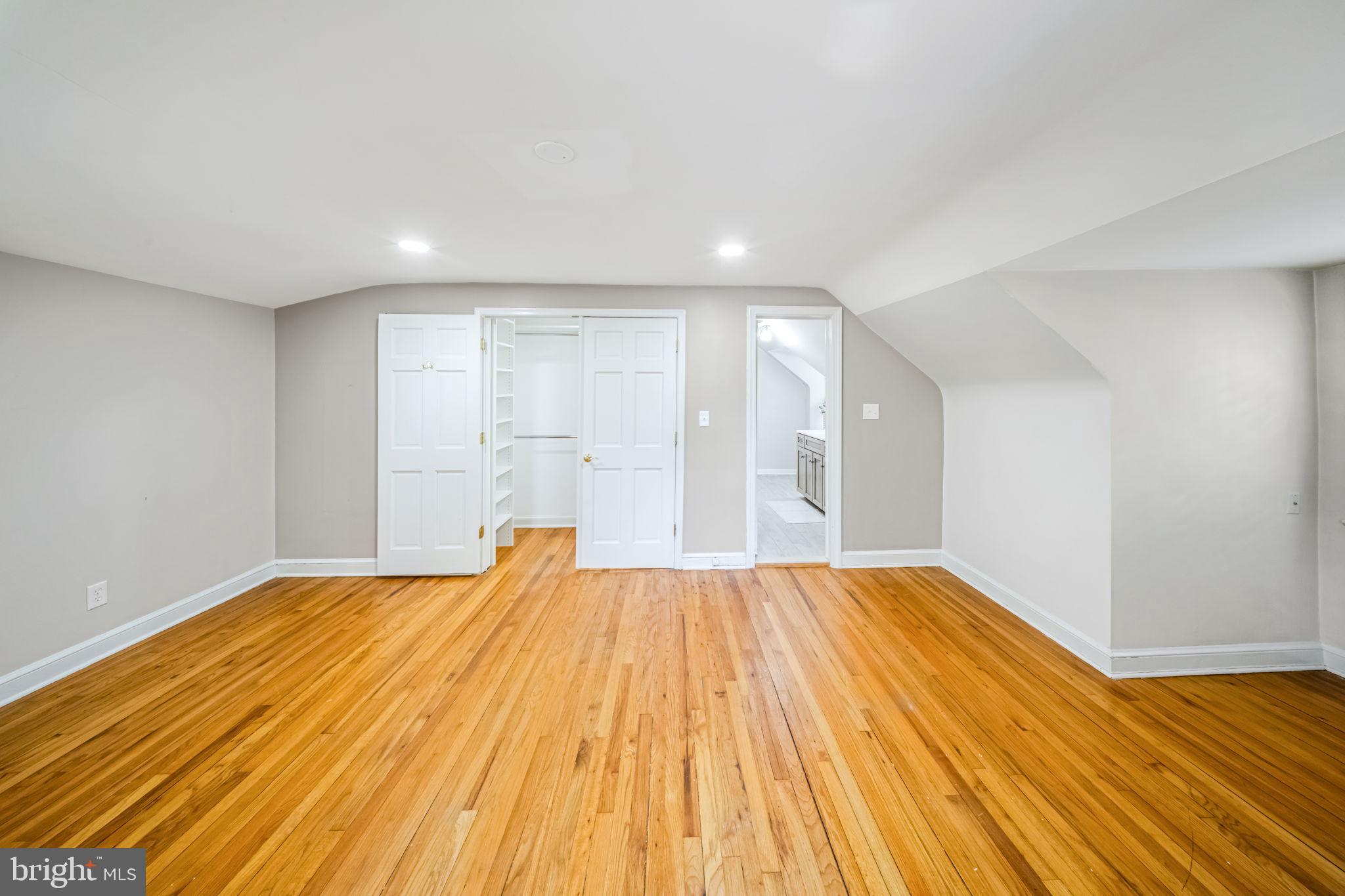 9920 Capitol View Avenue Silver Spring, MD 20910 - Photo 32 of 45