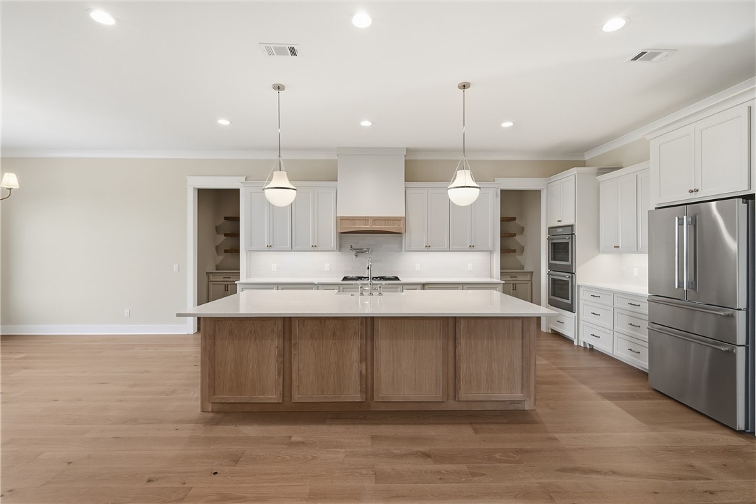 943 Champney St. Simons Island, GA 31522 - Photo 13 of 45