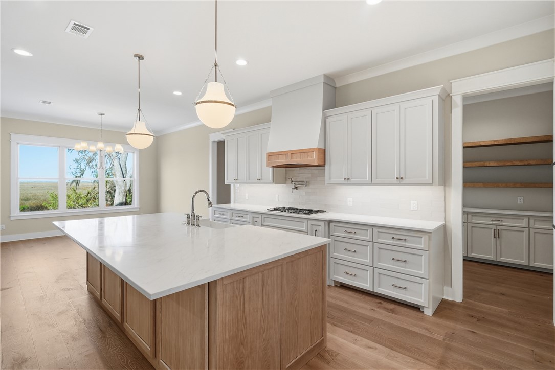 943 Champney St. Simons Island, GA 31522 - Photo 14 of 45