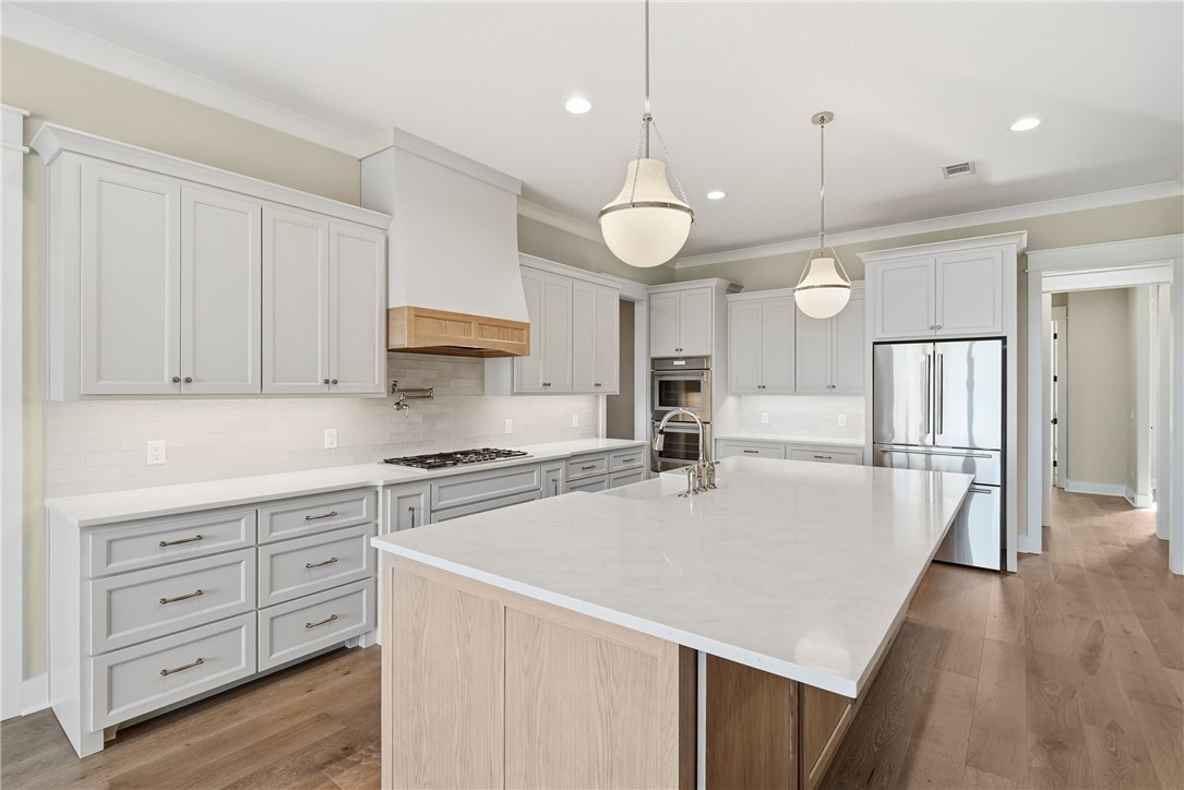 943 Champney St. Simons Island, GA 31522 - Photo 17 of 45