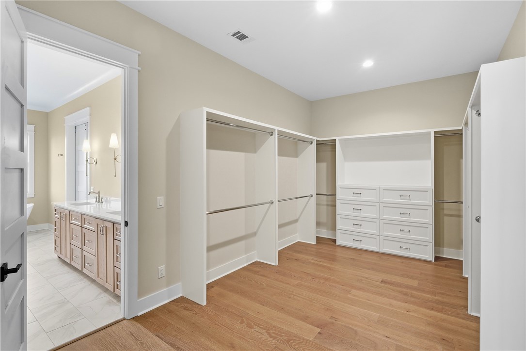 943 Champney St. Simons Island, GA 31522 - Photo 26 of 45