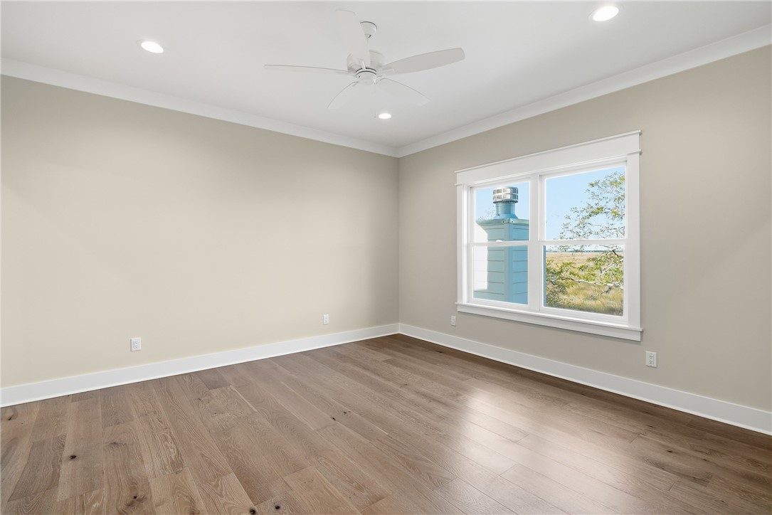 943 Champney St. Simons Island, GA 31522 - Photo 33 of 45