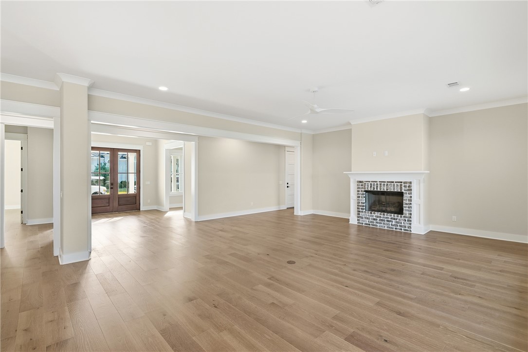 943 Champney St. Simons Island, GA 31522 - Photo 8 of 45