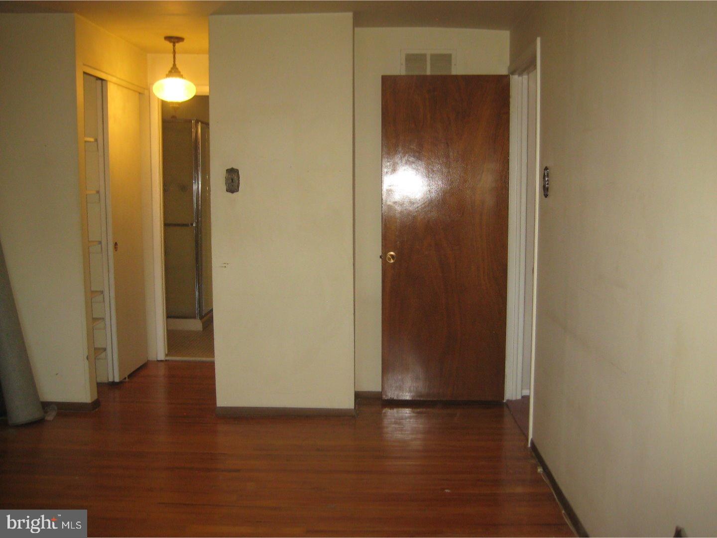 12111 Covert Road Philadelphia, PA 19154 - Photo 14 of 20 Bedroom - Main