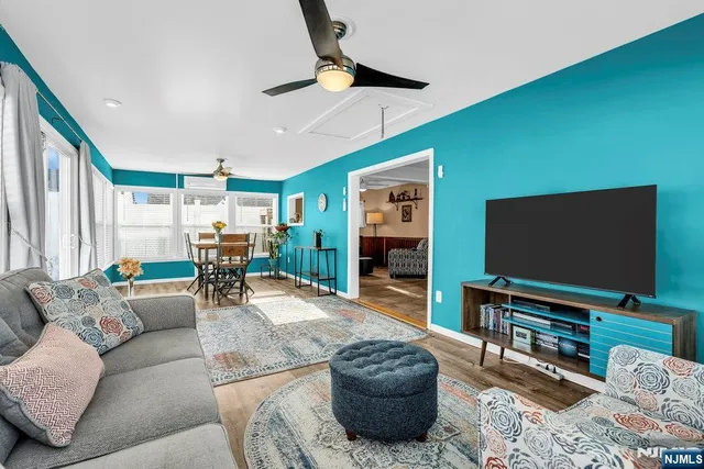 $445,000 | 30 Lake Singleton Court, Little Egg Harbor, NJ 08087