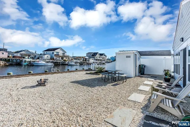 $445,000 | 30 Lake Singleton Court, Little Egg Harbor, NJ 08087