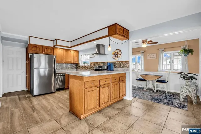 $445,000 | 30 Lake Singleton Court, Little Egg Harbor, NJ 08087