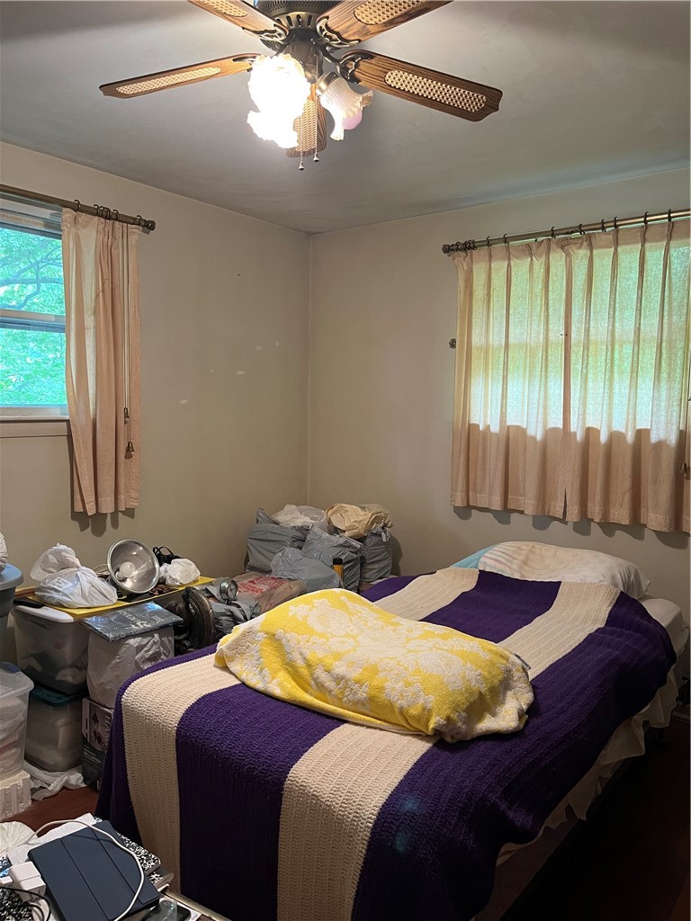 1369 Hope Road Cranston, RI 02831 - Photo 10 of 18