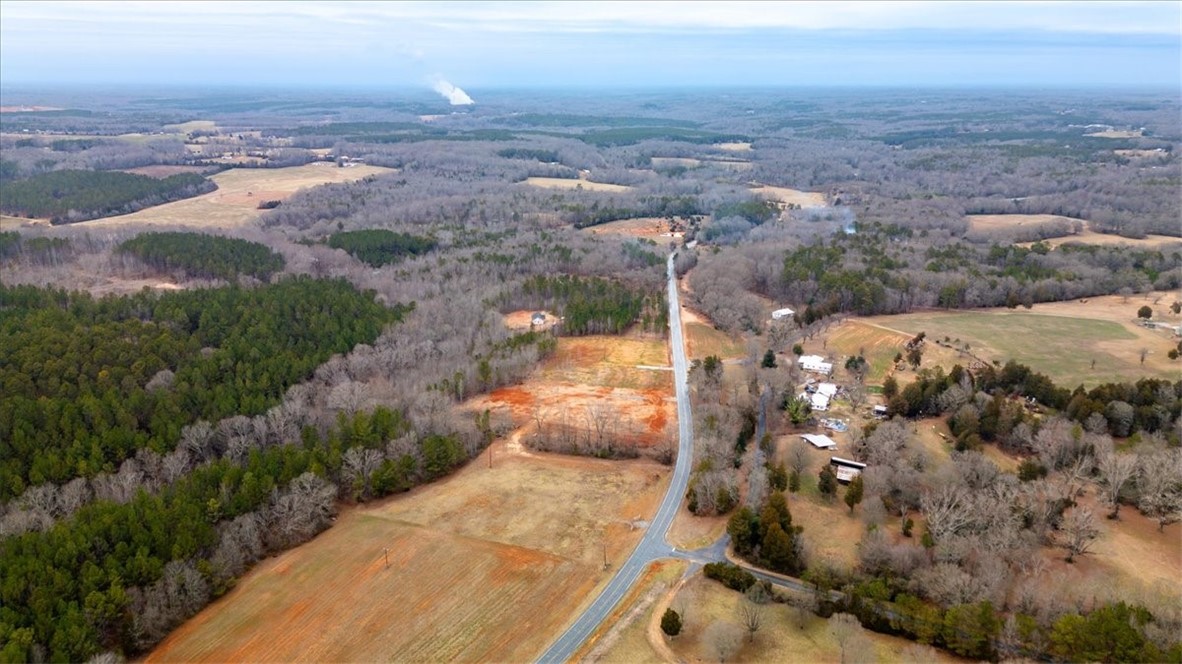 1503 Mattison Road Belton, SC 29627 - Photo 8 of 10