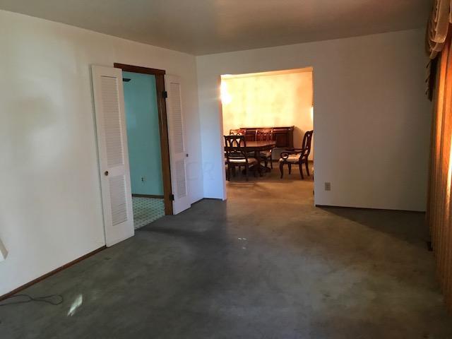 1410 Fairbank Road Columbus, OH 43207 - Photo 4 of 10