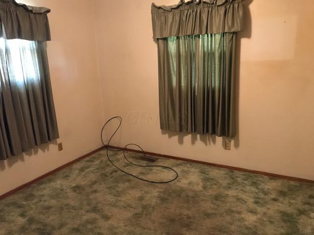 1410 Fairbank Road Columbus, OH 43207 - Photo 8 of 10
