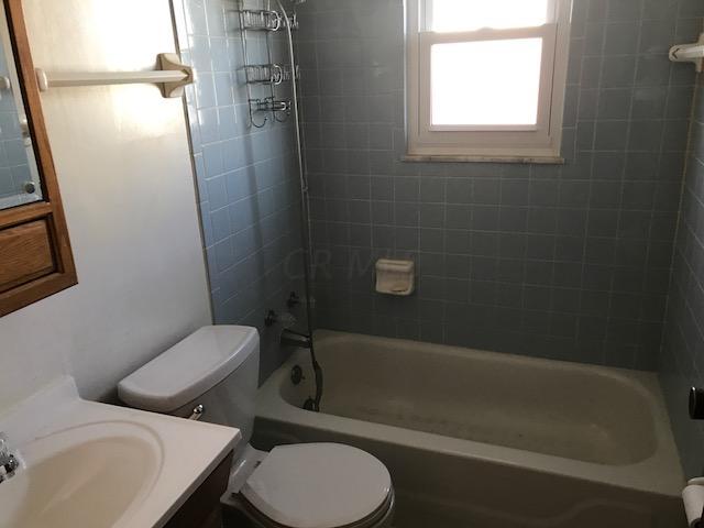1410 Fairbank Road Columbus, OH 43207 - Photo 9 of 10