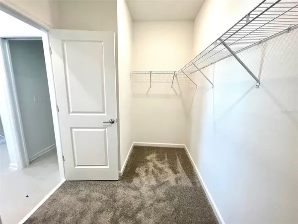 a view of utility room