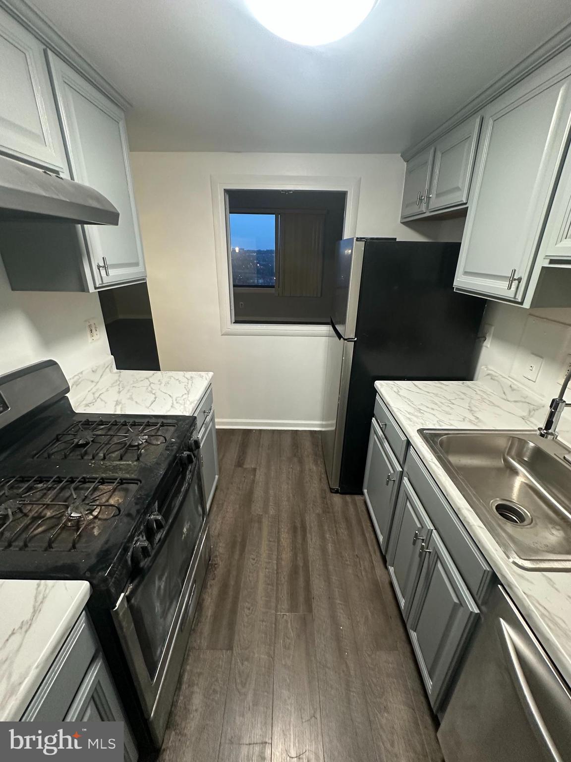 4600 Duke Street, Unit 1613 Alexandria, VA 22304 - Photo 7 of 21