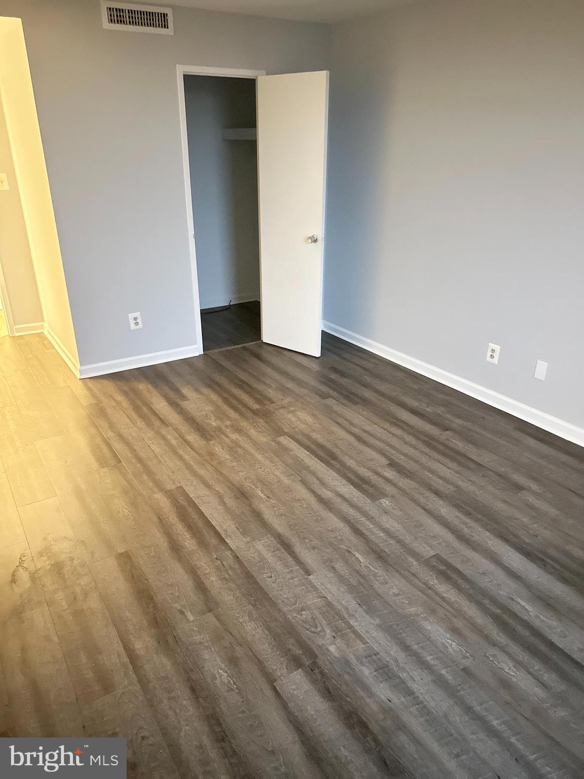 4600 Duke Street, Unit 1613 Alexandria, VA 22304 - Photo 8 of 21