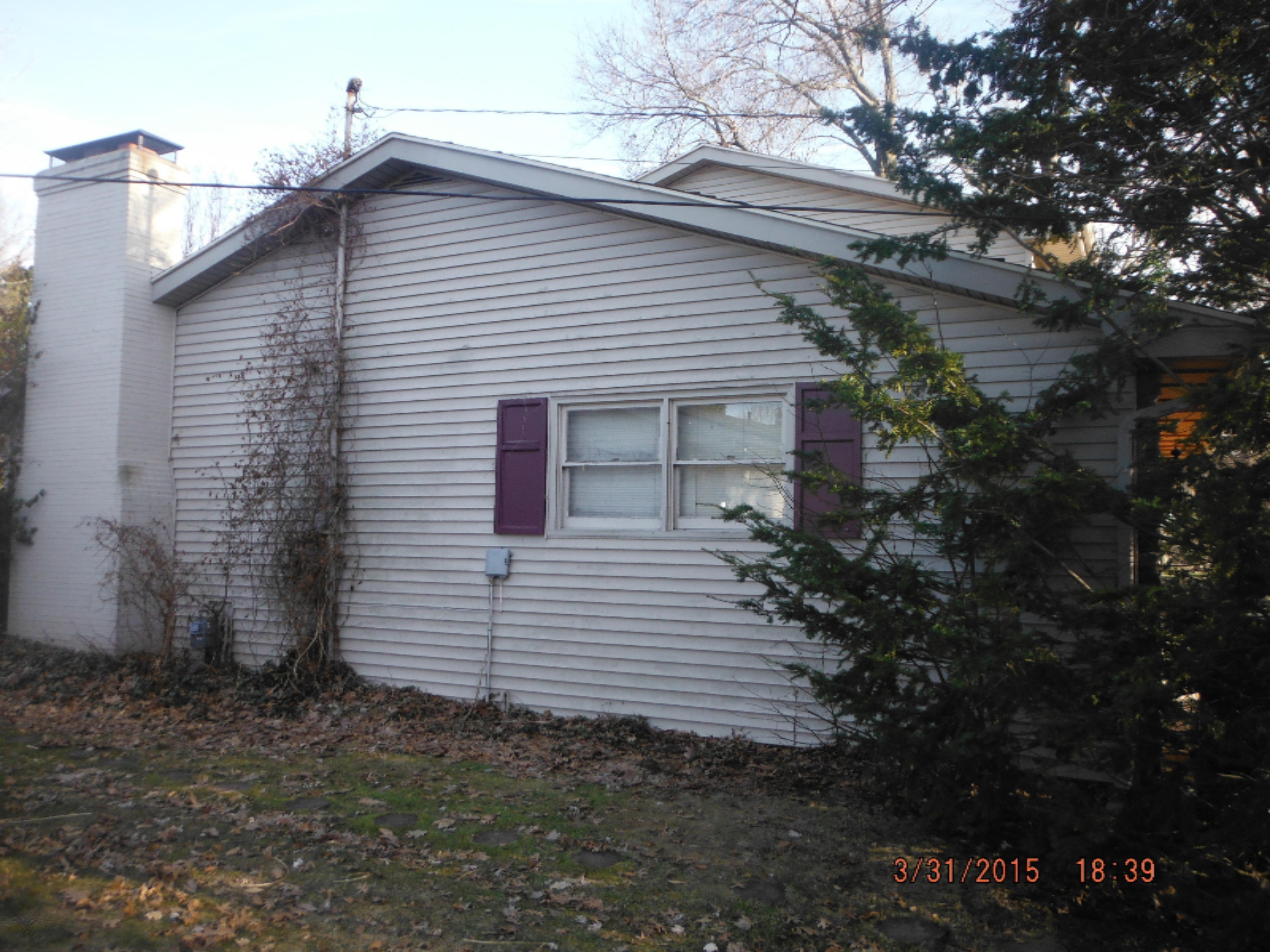 1004 Northampton Road Kalamazoo, MI 49006 - Photo 3 of 22 Robert033115pm 005.JPG