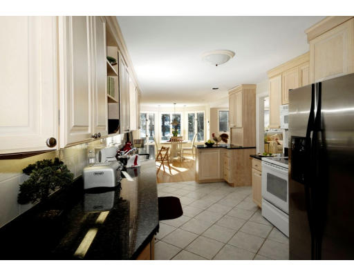37 Proctor Street Manchester, MA 01944 - Photo 4 of 7 Gallery Image 4