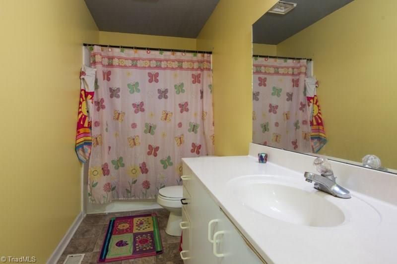 5419 Tower Road Greensboro, NC 27410 - Photo 8 of 11 Gallery Image 8