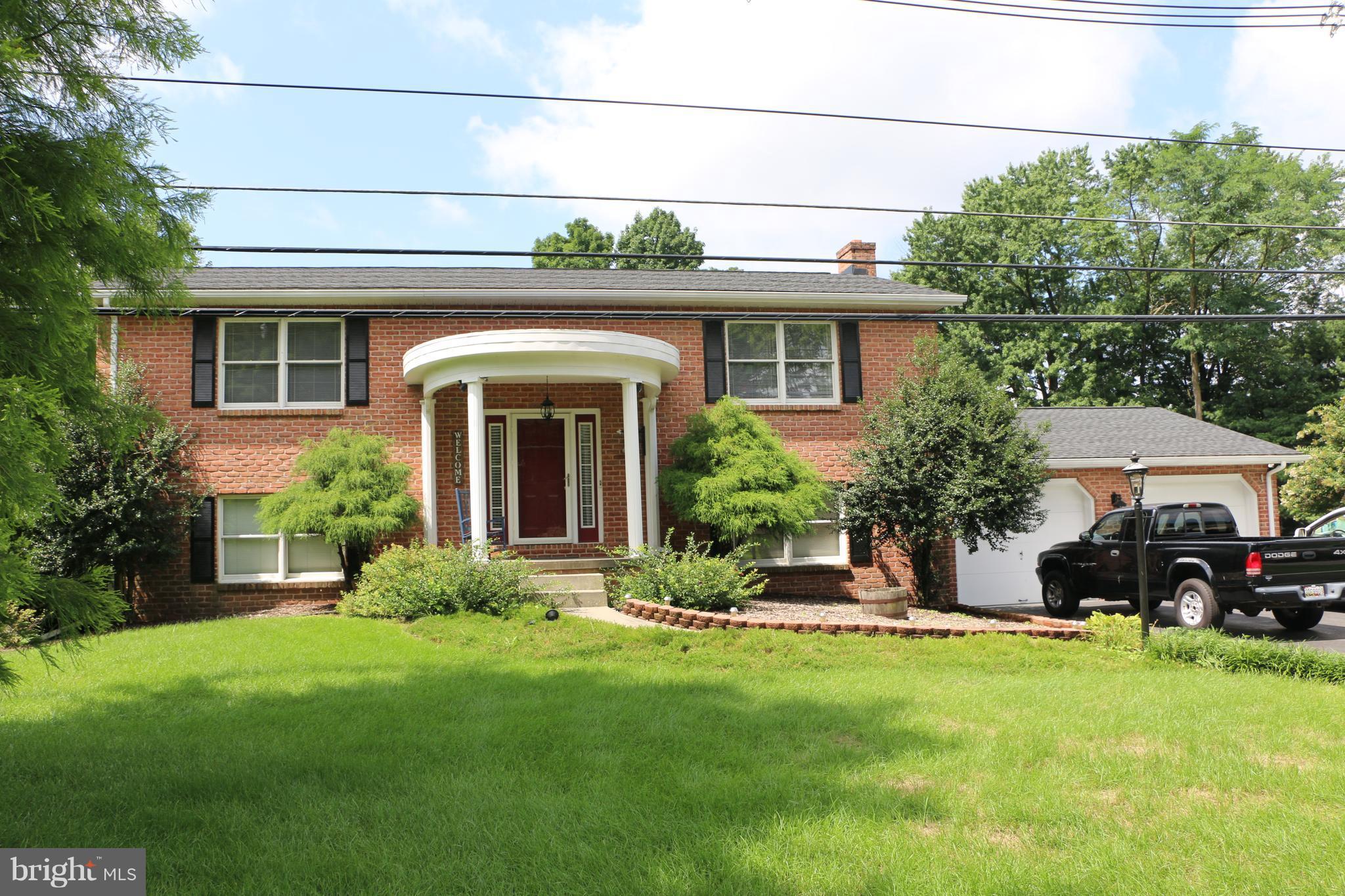 16611 Edward Doub Road Williamsport, MD 21795 - Photo 1 of 27 Exterior (General)