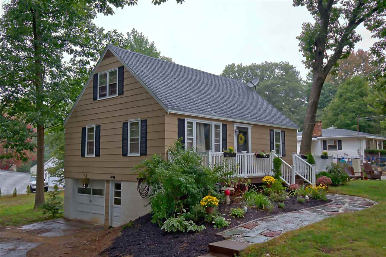 29 Dodge Street Rochester, NH 03867 - Photo 2 of 22