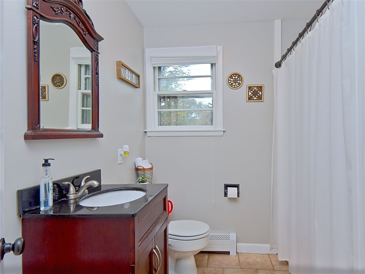 29 Dodge Street Rochester, NH 03867 - Photo 15 of 22
