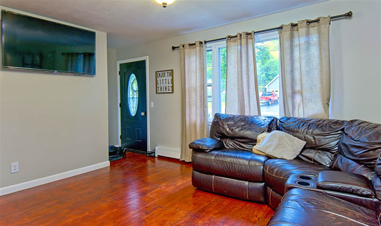 29 Dodge Street Rochester, NH 03867 - Photo 6 of 22