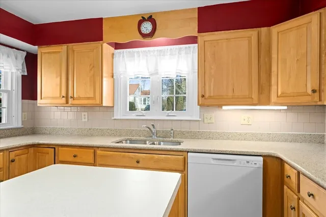 $459,000 | 1 Ashcroft Street, Auburn, MA 01501