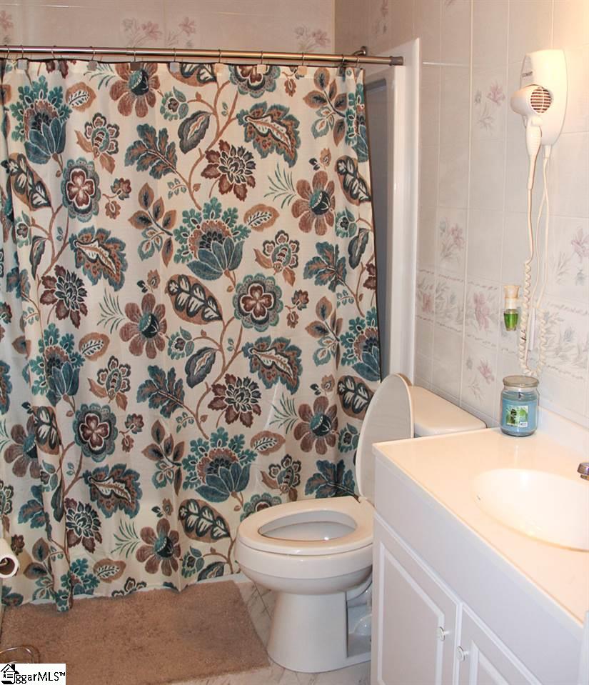 411 Westchester Road Easley, SC 29640 - Photo 17 of 21 Gallery Image 17