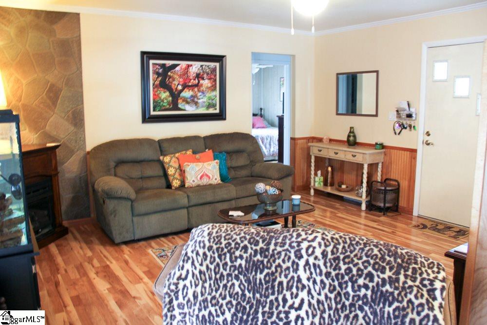 411 Westchester Road Easley, SC 29640 - Photo 5 of 21 Gallery Image 5