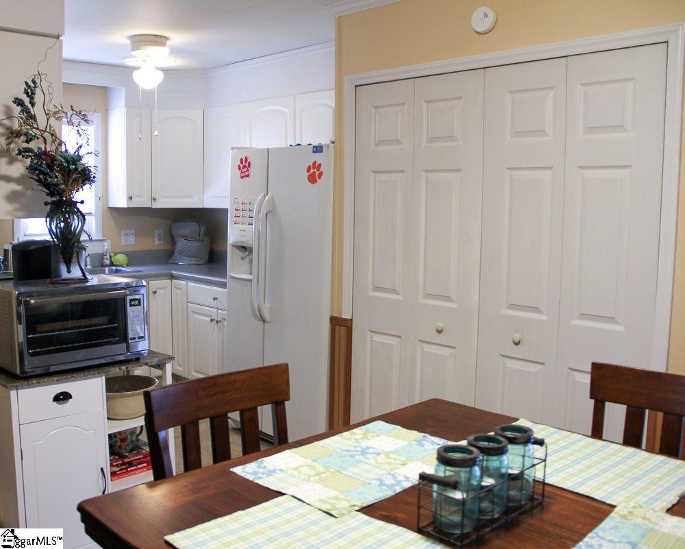 411 Westchester Road Easley, SC 29640 - Photo 8 of 21 Gallery Image 8