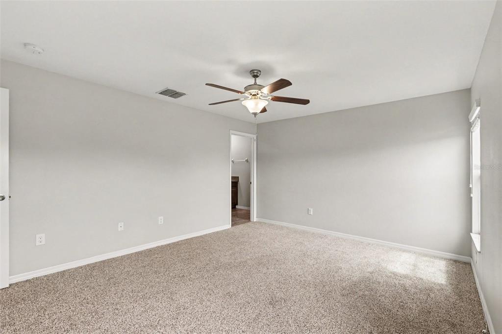 204 English Channel Place Dover, FL 33527 - Photo 8 of 16