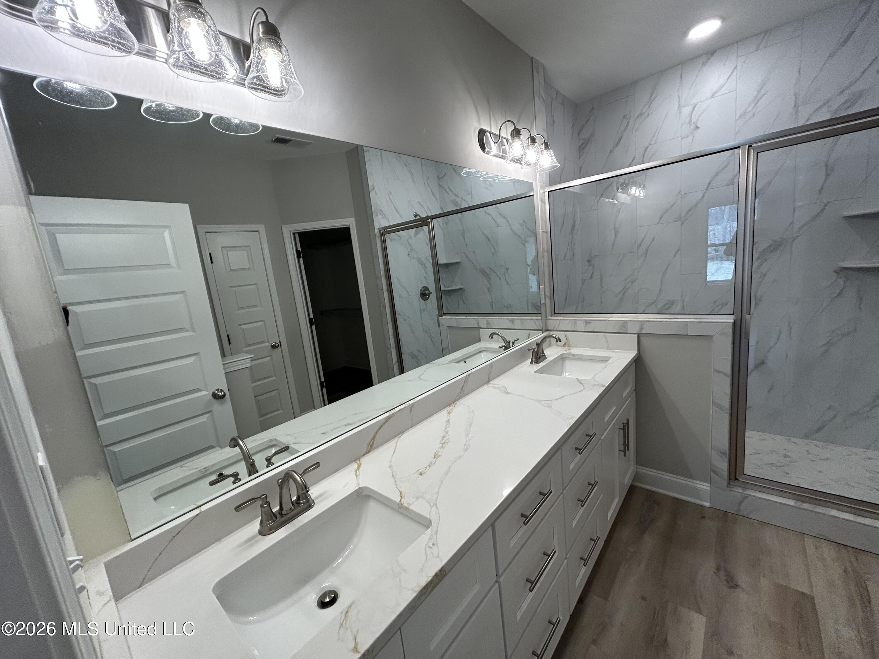 7203 Hickory Holw Road Walls, MS 38680 - Photo 6 of 12 IMG_1305