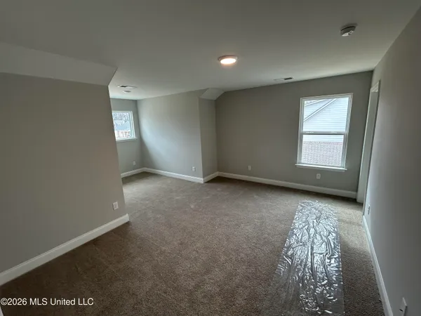 $324,900 | 7203 Hickory Holw Road, Walls, MS 38680