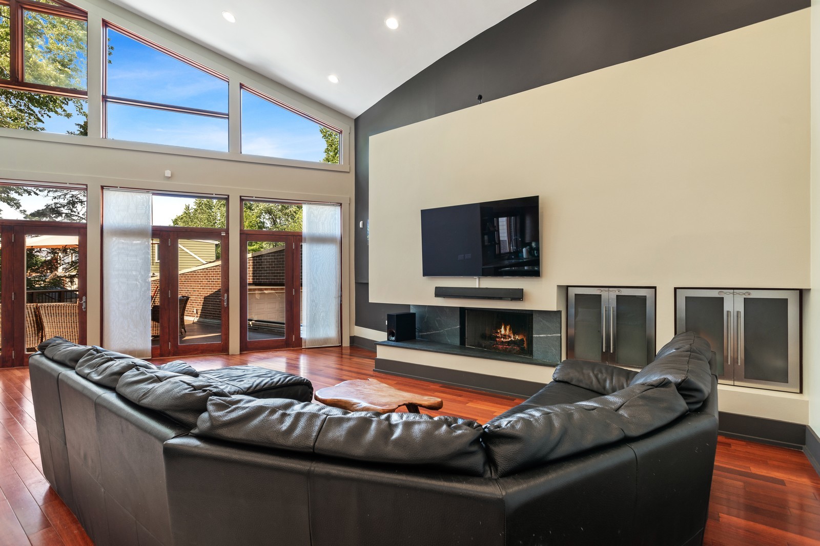 1565 Harding Road Northfield, IL 60093 - Photo 9 of 35 a living room with furniture and a flat screen tv