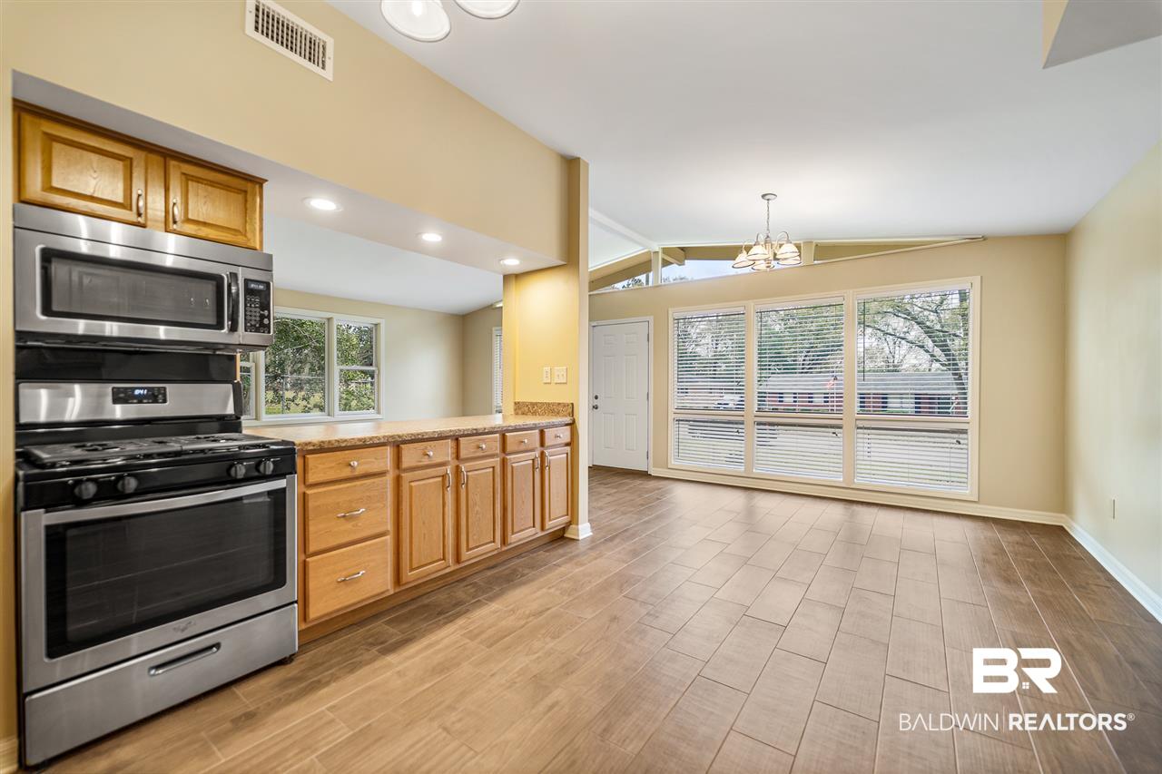 4210 Winchester Drive Mobile, AL 36693 - Photo 8 of 25