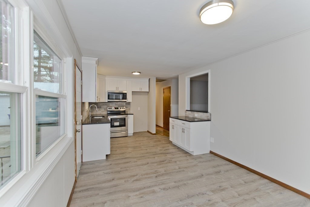 219 Cooley Street Springfield, MA 01128 - Photo 17 of 41 Gallery Image 17