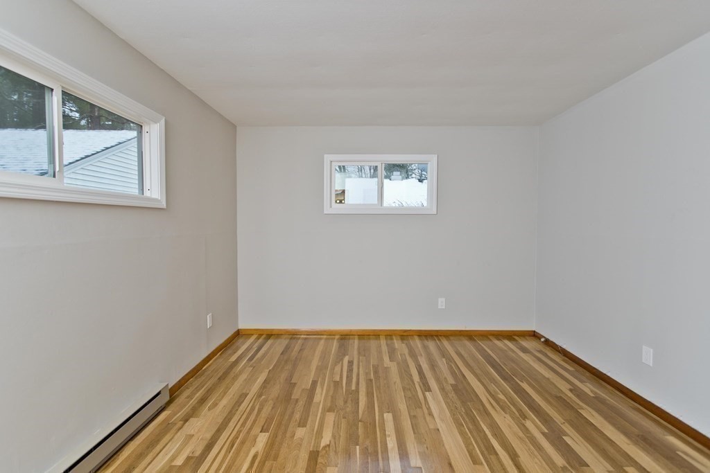 219 Cooley Street Springfield, MA 01128 - Photo 25 of 41 Gallery Image 25