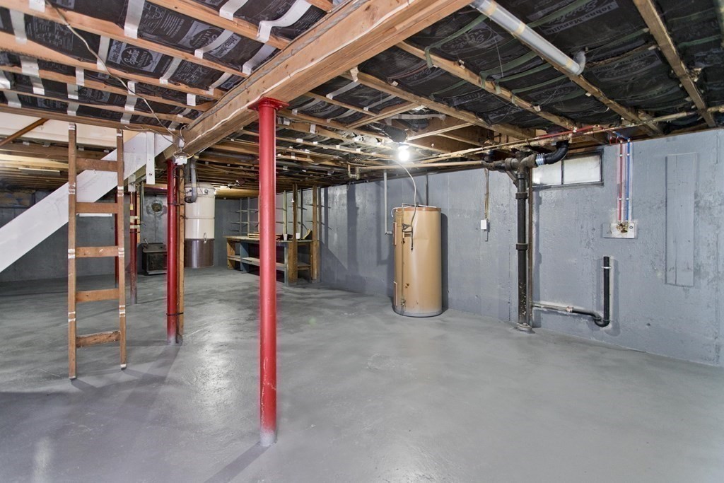 219 Cooley Street Springfield, MA 01128 - Photo 40 of 41 Gallery Image 40