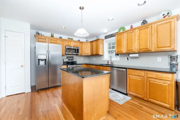 $384,900 | 88 Elmira Avenue, Torrington, CT 06790