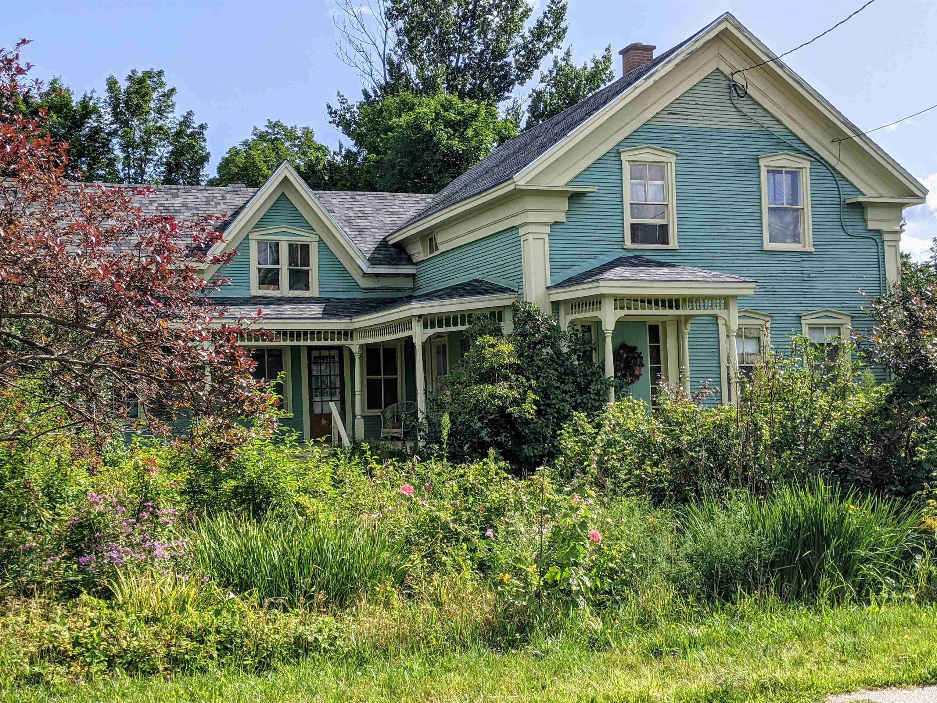 433 Montgomery Road Berkshire, VT 05447 - Photo 1 of 40 Gallery Image 1