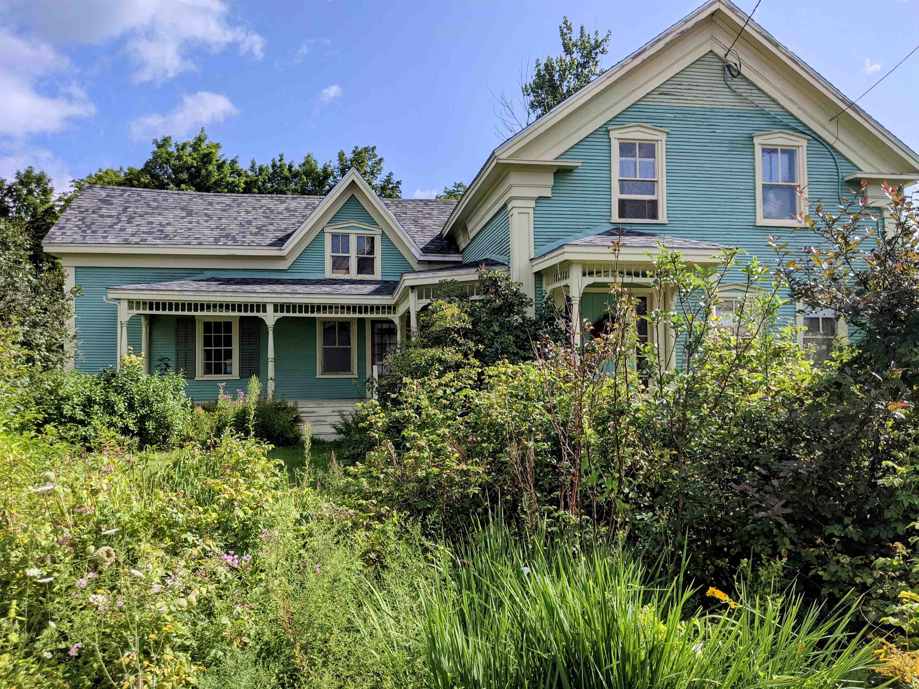 433 Montgomery Road Berkshire, VT 05447 - Photo 2 of 40 Gallery Image 2
