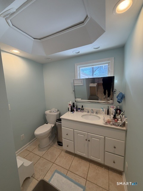 438 Clement Lane Orange, CT 06477 - Photo 12 of 17